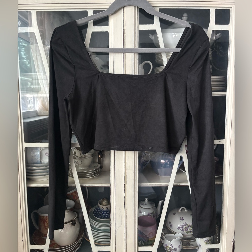 Urban Outfitters Long Sleeve Crop Top